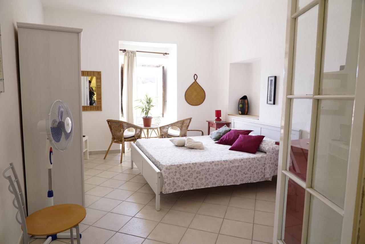 Casa Vacanze Irene Скалеа Екстериор снимка