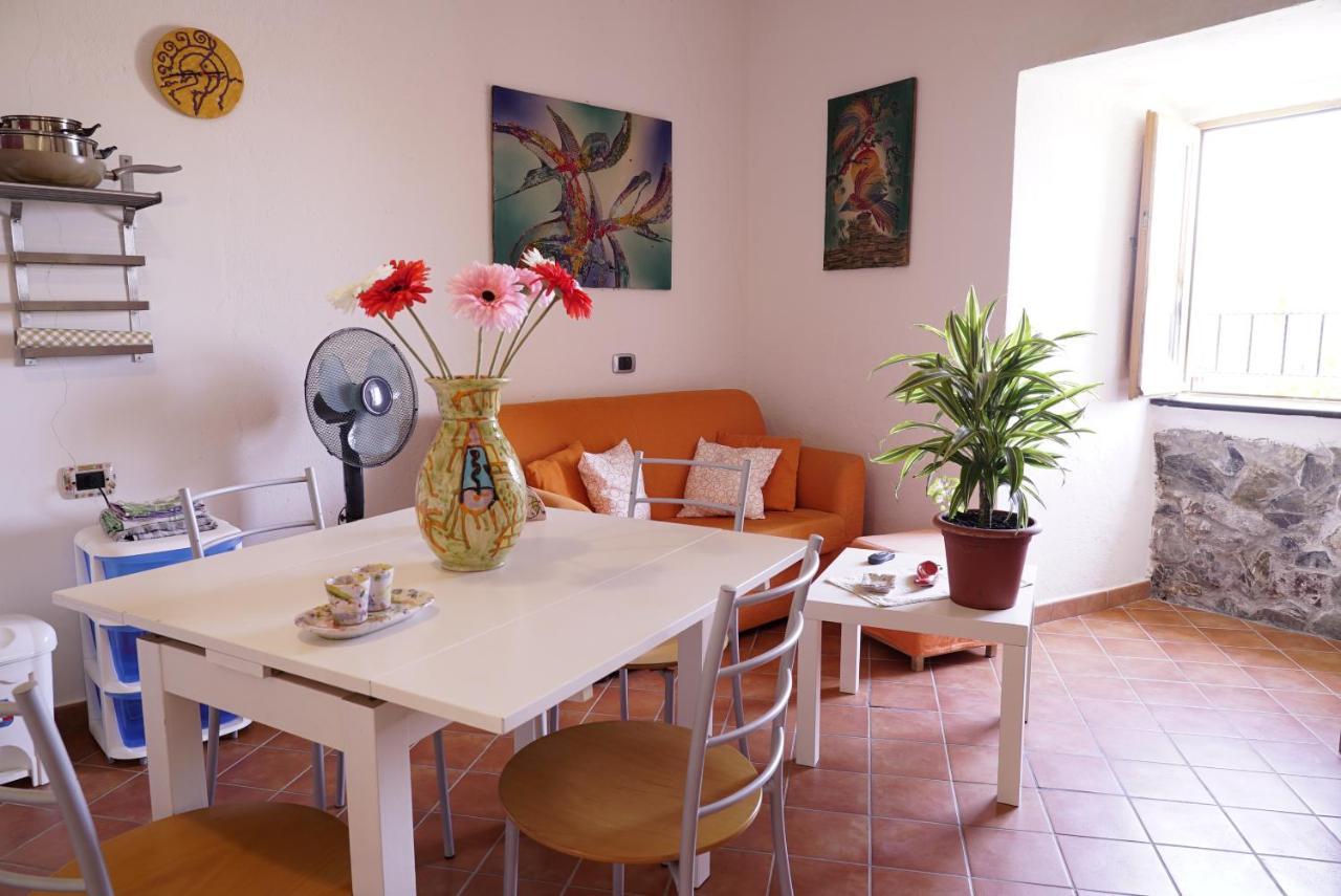Casa Vacanze Irene Скалеа Екстериор снимка