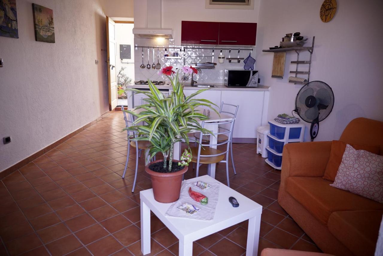 Casa Vacanze Irene Скалеа Екстериор снимка