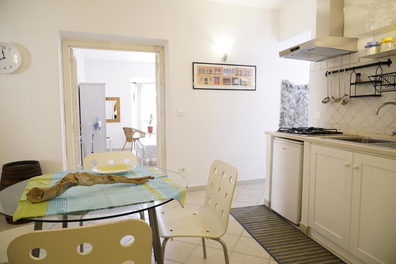 Casa Vacanze Irene Скалеа Екстериор снимка