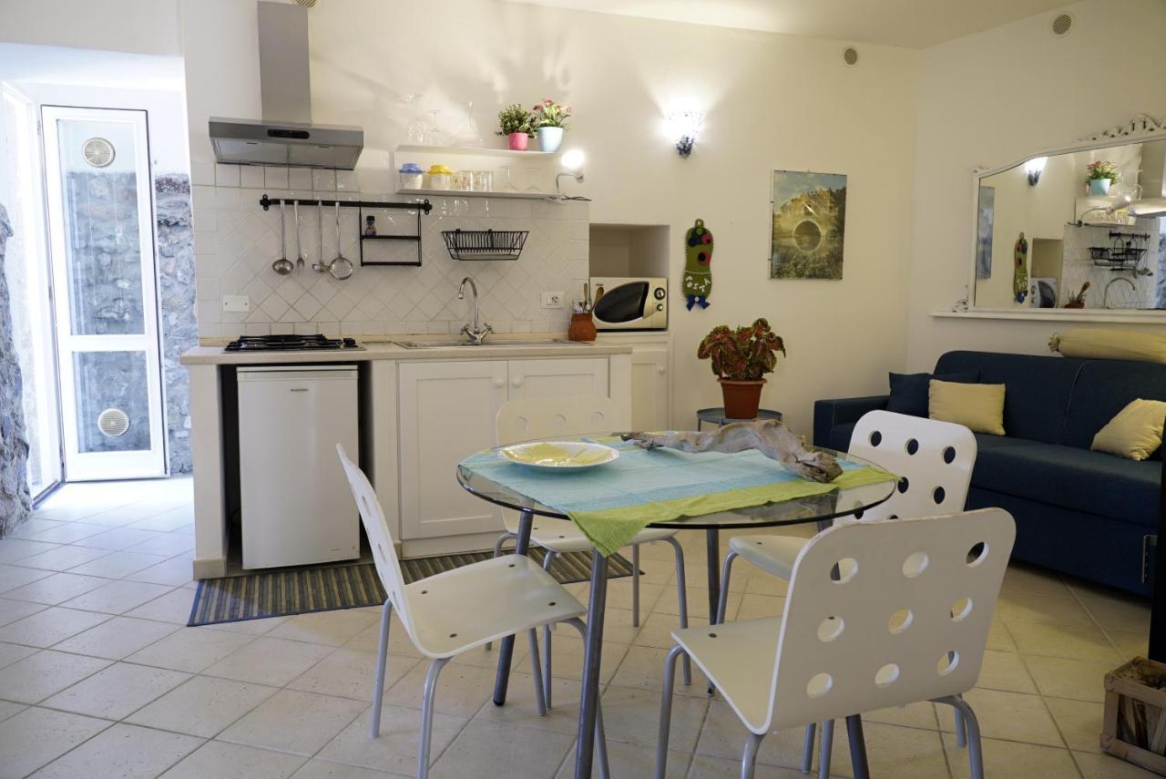 Casa Vacanze Irene Скалеа Екстериор снимка