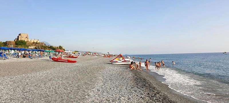 Casa Vacanze Irene Скалеа Екстериор снимка